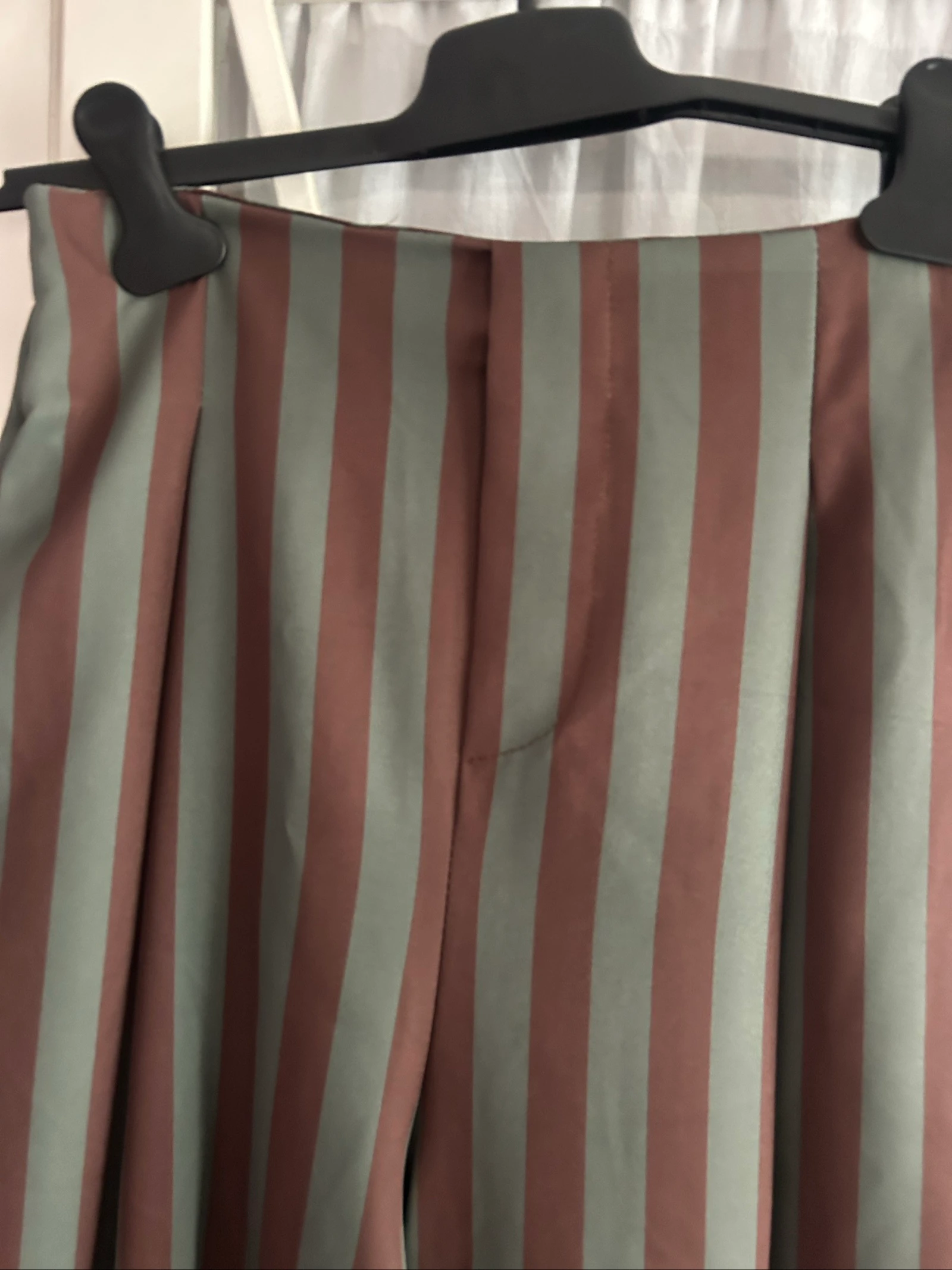 Bell-bottom pants – photo 3